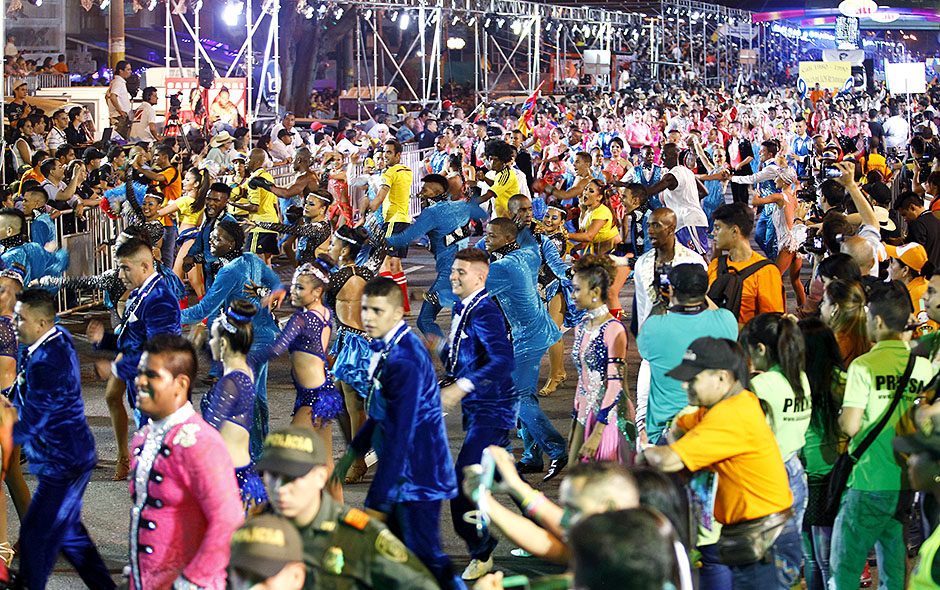 Colombia: La fiesta que dio inicio a la Feria de Cali | Emol Fotos